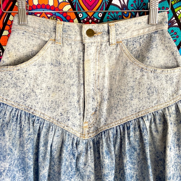 Vintage 1980s Acid Wash Denim A-Line Midi Skirt Sz 8 - Picture 3 of 8